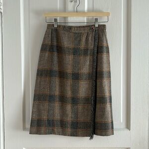 VINTAGE | Wool plaid skirt (size 25)